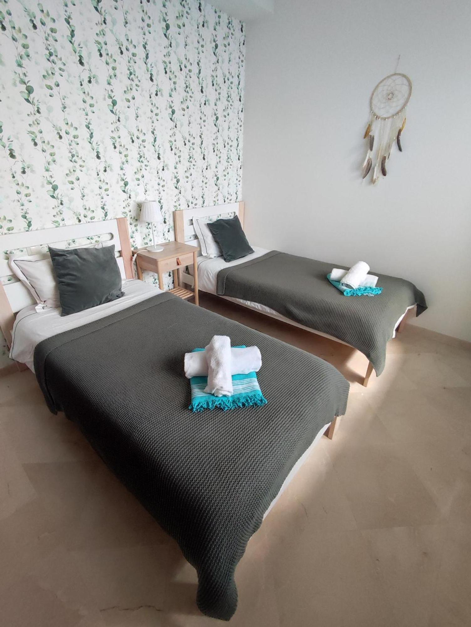 Costalita On The Beach - 3 Bedroom Cosy Apartment 에스테포나 외부 사진